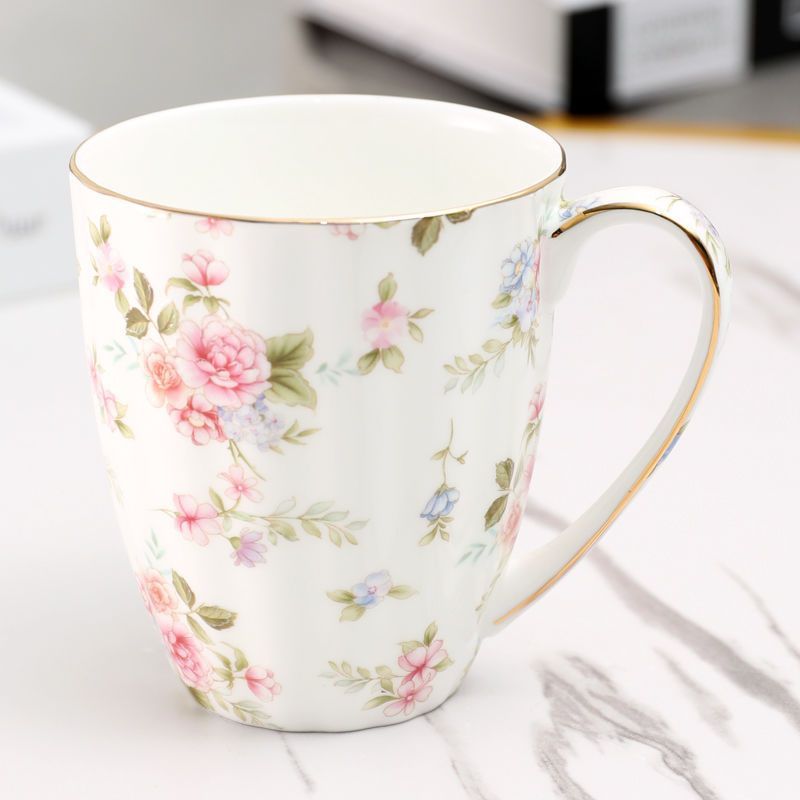 English Ceramic Tea Cup Set with Flower Print
