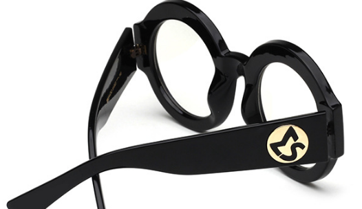 Swanky Round Sunglasses.