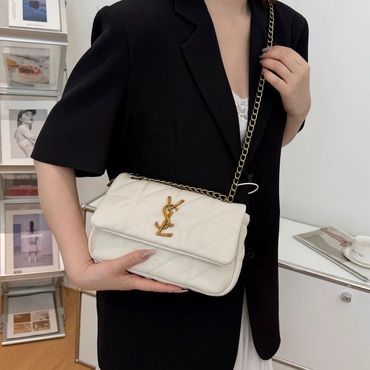 Luxury Handbag with  chic chain