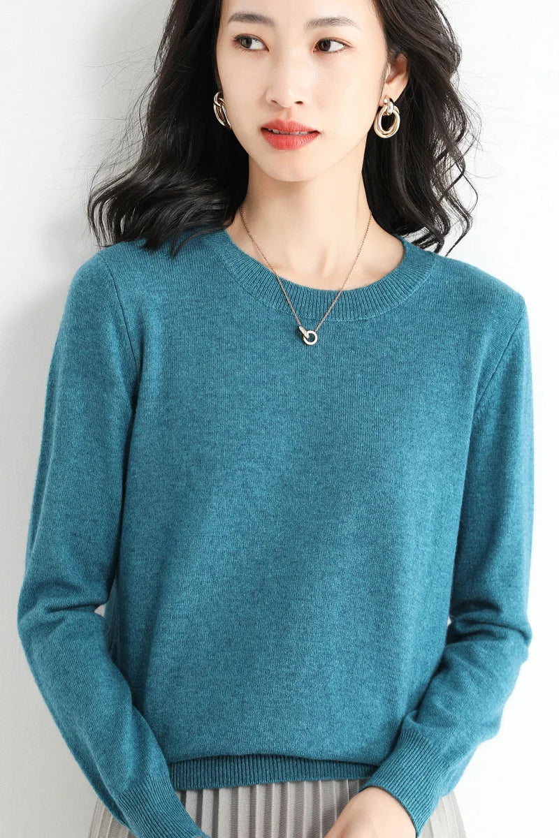 Classic Style Cashmere Round Neck Pullover with  Long Sleeve