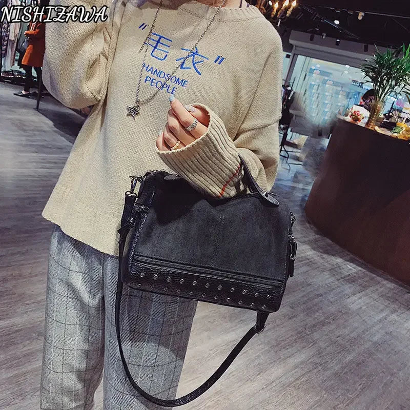 Rivets  Designer Casual Messenger  Leather Bags -Large Capacity