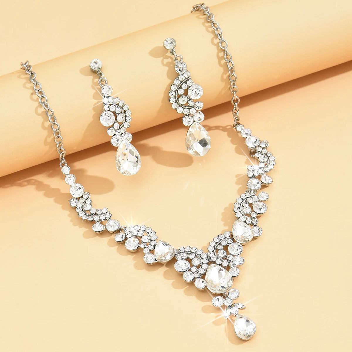 Trendy Droplet Earrings with Necklace Jewelry Set