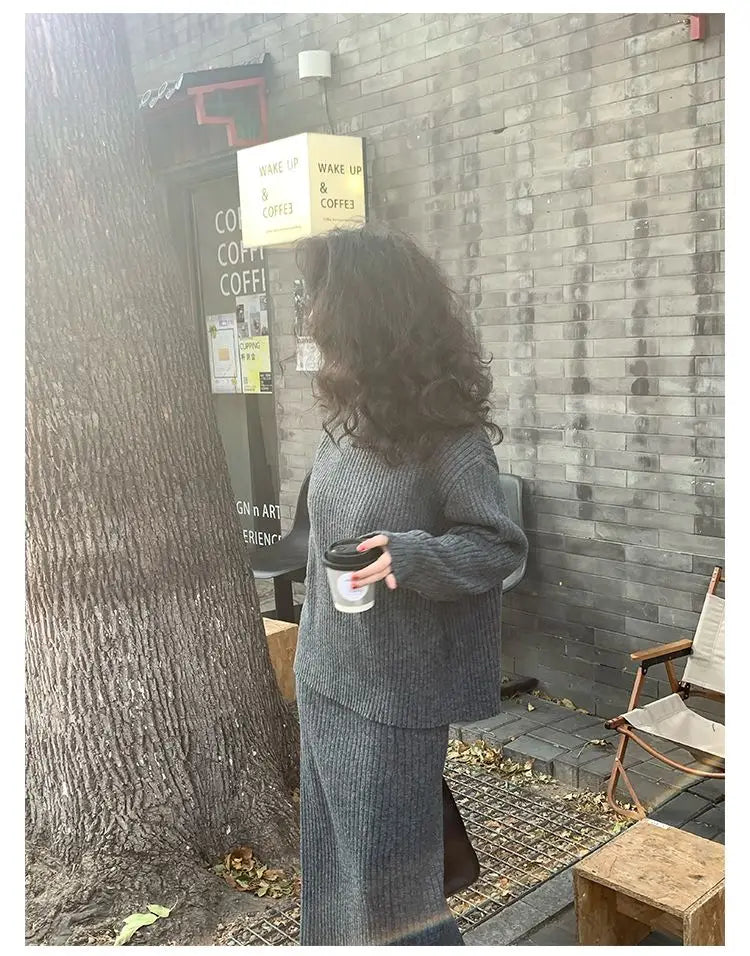 French Trendy Retro Two-piece Set with High Neck Sweater Knitted Top