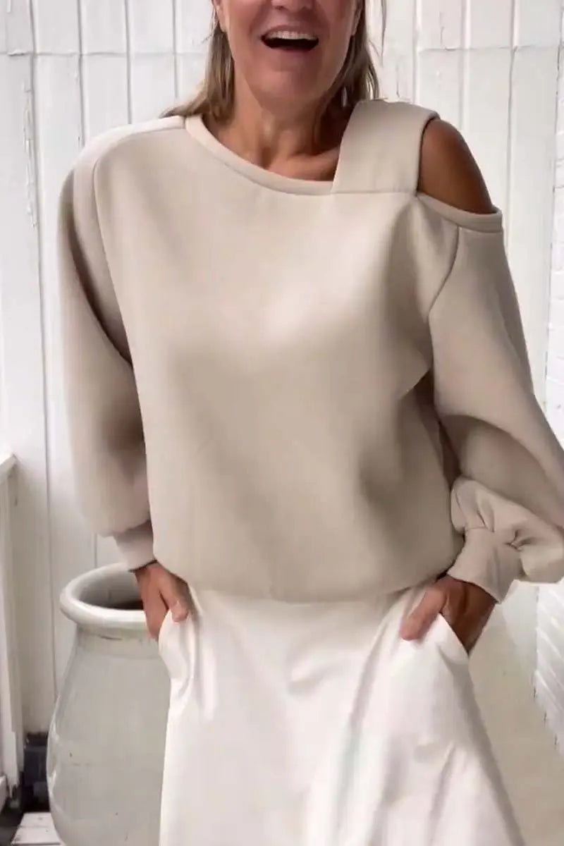 Chic Look Off-shoulder Top Pullover Blouse  with  Long-sleeved