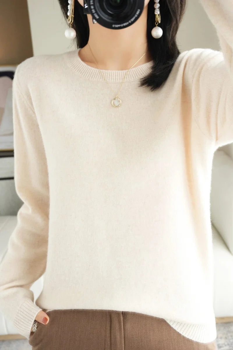 Classic Style Cashmere Round Neck Pullover with  Long Sleeve