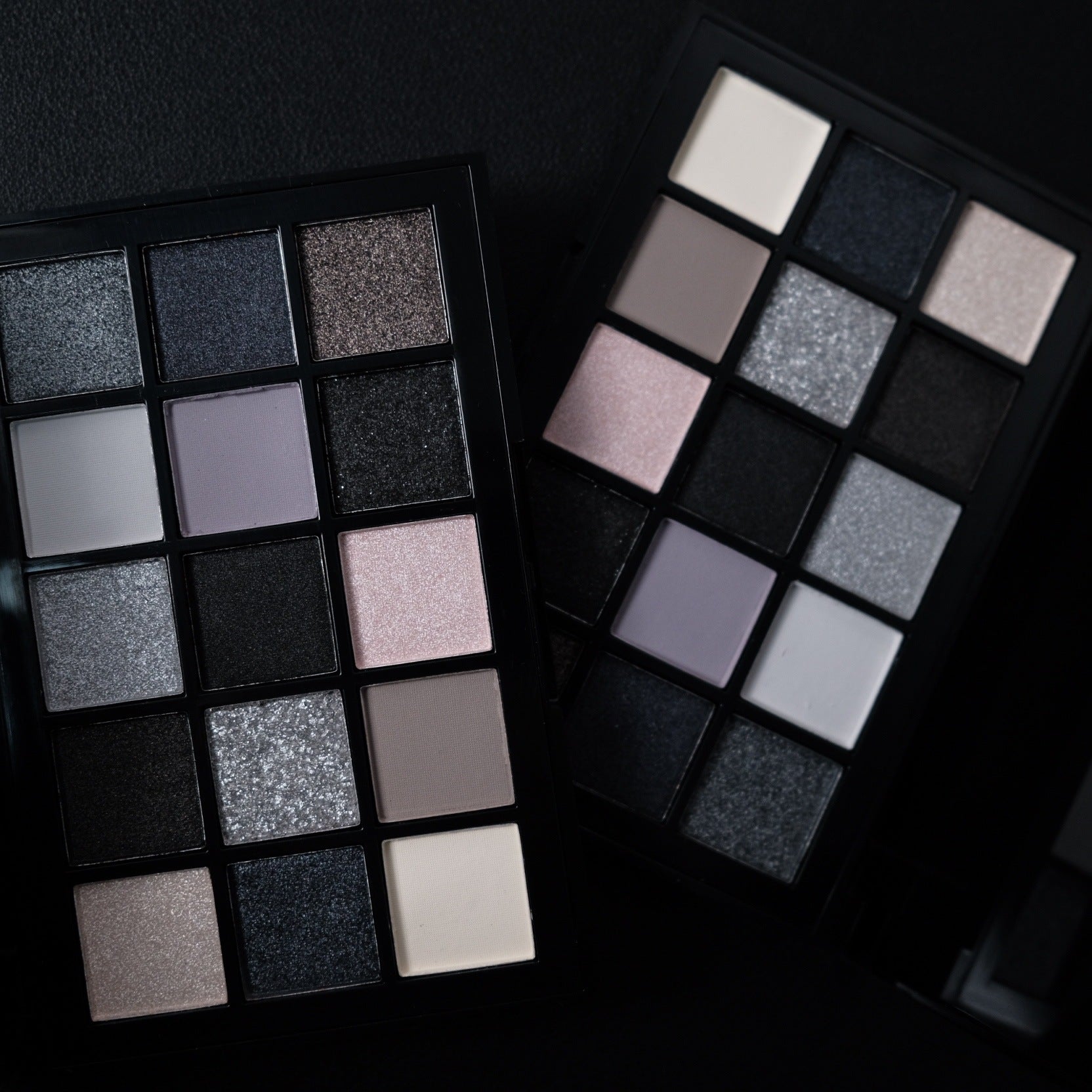 Smoked 15 Color Matte Pearlescent Eye Shadow Plate